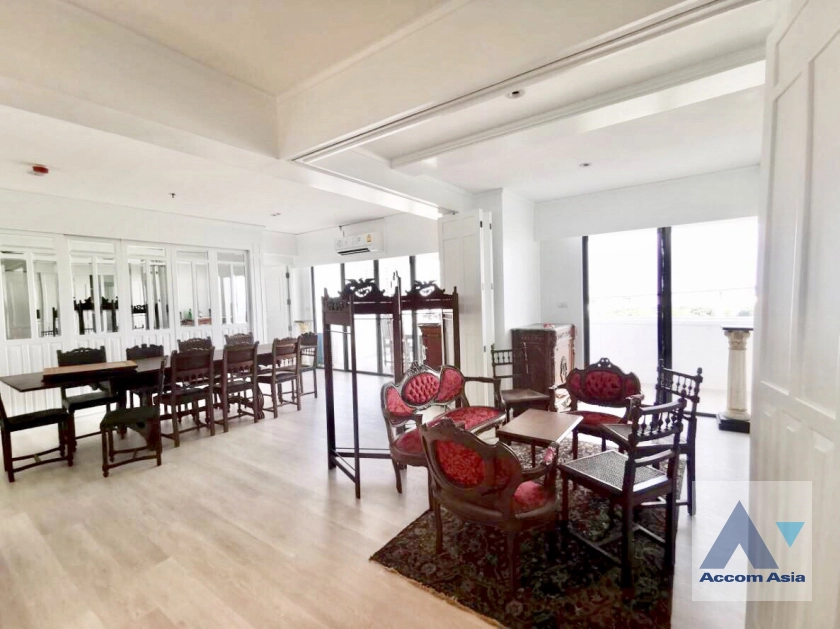 unit 2 Bedrooms  Condominium For Rent in Rama 3, Bangkok  near BRT Rama IX Bridge (AA24178)
