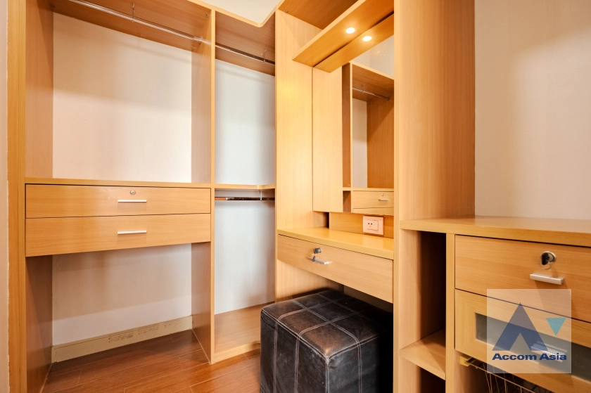 12  2 br Condominium for rent and sale in Sukhumvit ,Bangkok BTS Ekkamai at Fullerton Sukhumvit AA24182