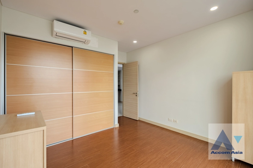 16  2 br Condominium for rent and sale in Sukhumvit ,Bangkok BTS Ekkamai at Fullerton Sukhumvit AA24182