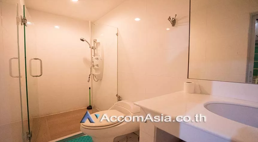 6  4 br Condominium For Rent in Sukhumvit ,Bangkok BTS Nana at Crystal Garden 23734