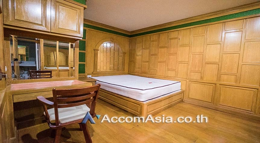 7  4 br Condominium For Rent in Sukhumvit ,Bangkok BTS Nana at Crystal Garden 23734