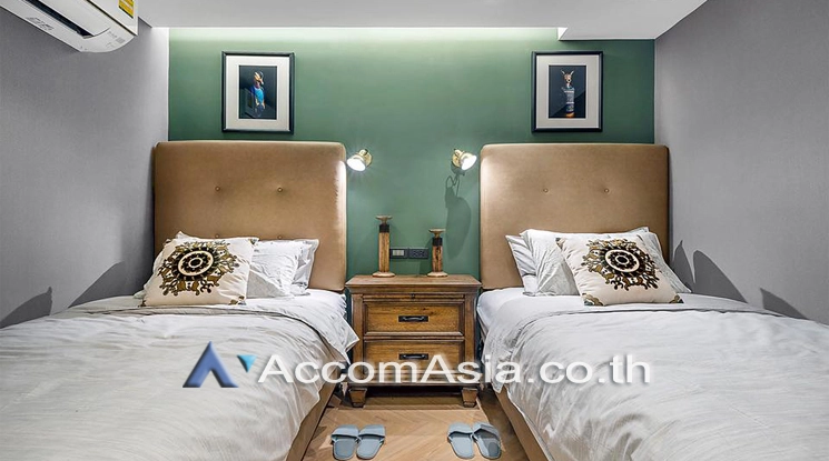 10  2 br Condominium For Sale in Silom ,Bangkok BTS Surasak at Nusa State Tower AA24186
