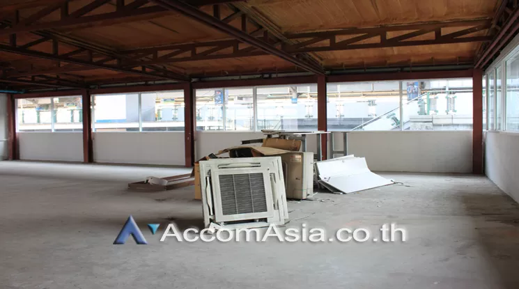 4  Office Space For Rent in Sukhumvit ,Bangkok BTS Phra khanong at Jasmine Resort AA24188