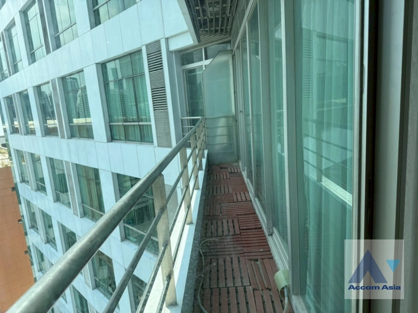 24  2 br Condominium for rent and sale in Charoen Nakhon ,Bangkok BTS Krung Thon Buri at Baan Sathorn Chaophraya AA24191