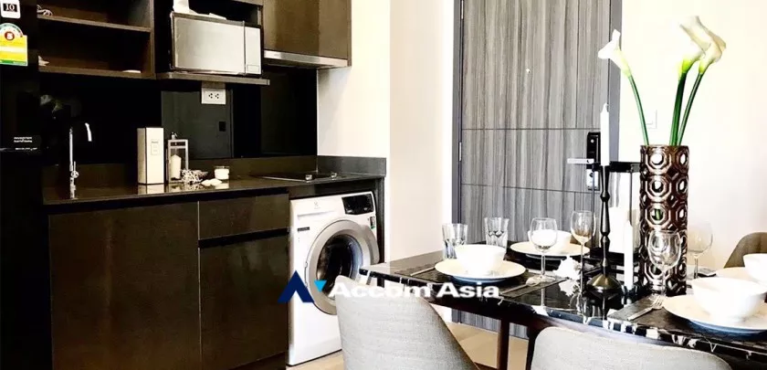 unitCorner Unit |  2 Bedrooms  Condominium For Rent in Sukhumvit, Bangkok  near BTS Asok - MRT Sukhumvit (AA24198)