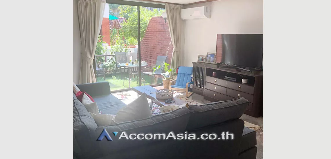 8  3 br Townhouse for rent and sale in Sukhumvit ,Bangkok BTS Phrom Phong at Villa 49 AA24205