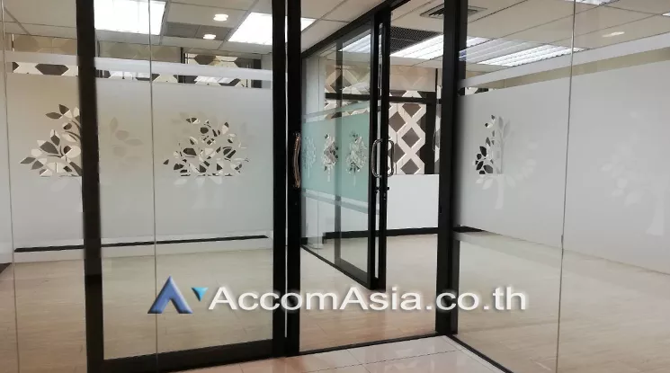  1  Office Space For Rent in Phaholyothin ,Bangkok MRT Phahon Yothin at Viwatchai Building AA24207
