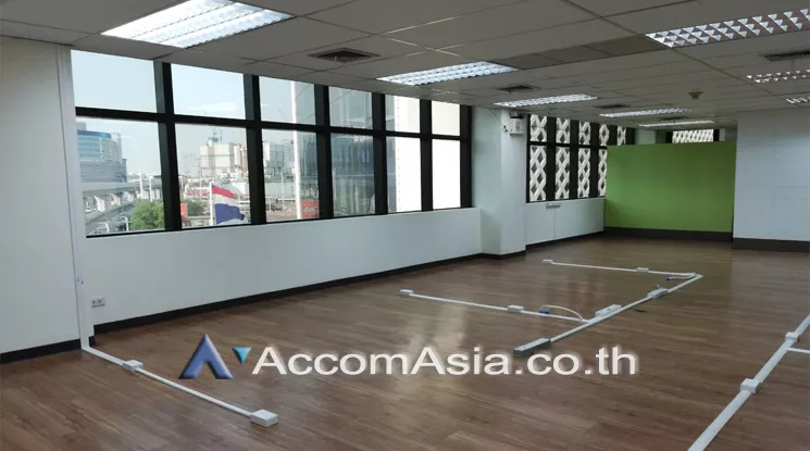 4  Office Space For Rent in Phaholyothin ,Bangkok MRT Phahon Yothin at Viwatchai Building AA24208