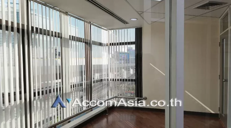6  Office Space For Rent in Phaholyothin ,Bangkok MRT Phahon Yothin at Viwatchai Building AA24208