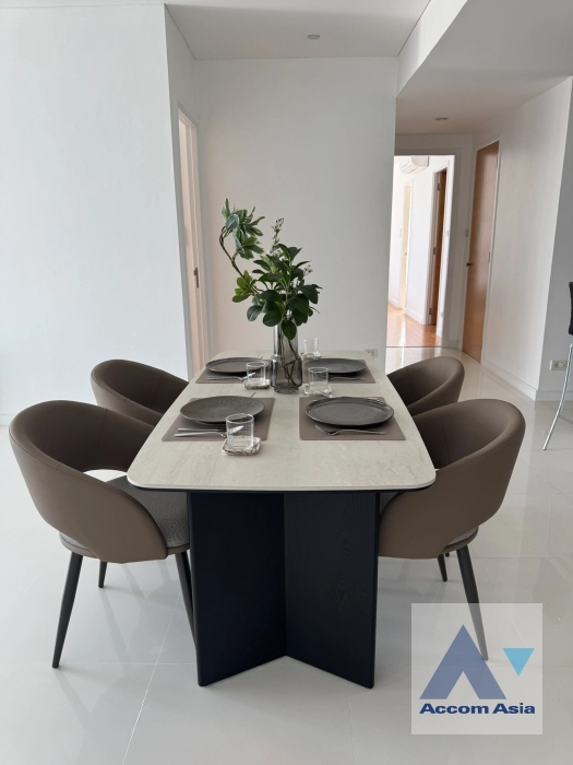 unitPet friendly |  2 Bedrooms  Condominium For Rent in Sukhumvit, Bangkok  near BTS Ekkamai (AA24213)