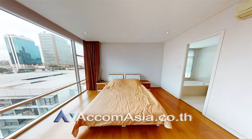 Pet friendly |  2 Bedrooms  Condominium For Rent in Sukhumvit, Bangkok  near BTS Ekkamai (AA24214)
