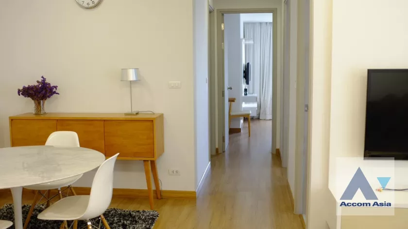 unit 2 Bedrooms  Condominium For Sale in Ratchadaphisek, Bangkok  near BTS Thong Lo (AA24229)