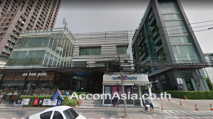  Apartment For Rent in Sukhumvit, Bangkok  near BTS Ekkamai (AA24235)