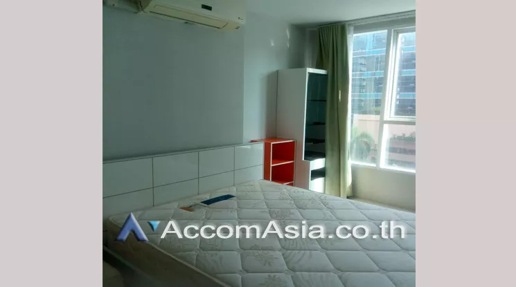 unit 2 Bedrooms  Condominium For Rent in Sukhumvit, Bangkok  near MRT Phetchaburi (AA24252)