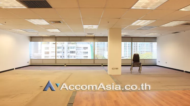  Alma Link Building Office space  for Rent BTS Chitlom in Ploenchit Bangkok