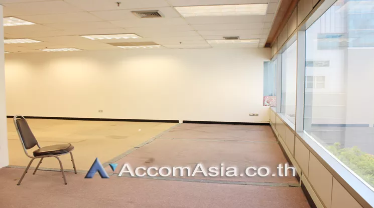 5  Office Space For Rent in Ploenchit ,Bangkok BTS Chitlom at Alma Link Building AA24253