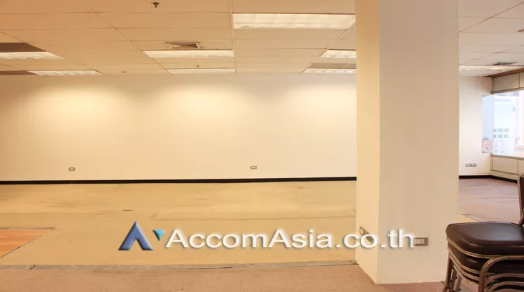 6  Office Space For Rent in Ploenchit ,Bangkok BTS Chitlom at Alma Link Building AA24253