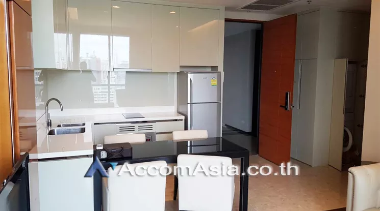 unit 2 Bedrooms  Condominium For Rent in Sukhumvit, Bangkok  near BTS Phrom Phong (AA24266)