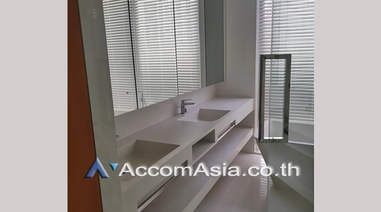 11  2 br Condominium For Rent in Sukhumvit ,Bangkok BTS Phrom Phong at Vittorio Sukhumvit 39 AA24271