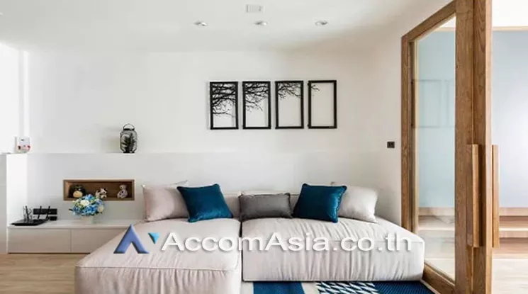  Nusa State Tower Condominium  1 Bedroom for Rent BTS Surasak in Silom Bangkok