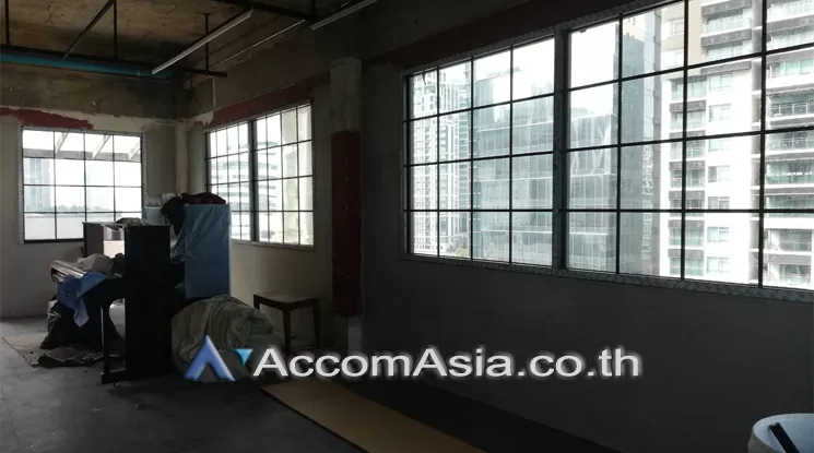 unit Office space For Rent in Sukhumvit, Bangkok  near BTS Phrom Phong (AA24292)