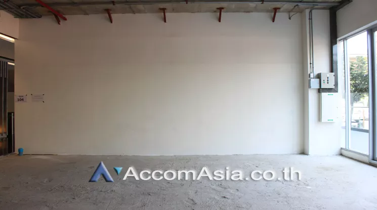  1  Office Space For Rent in Sukhumvit ,Bangkok BTS Phra khanong at Summer Hub AA24296