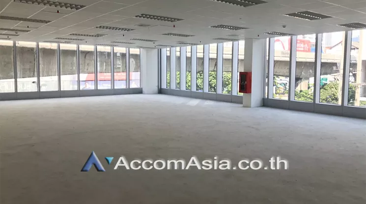 unit Office space For Rent in Sukhumvit, Bangkok  near BTS Phra khanong (AA24299)