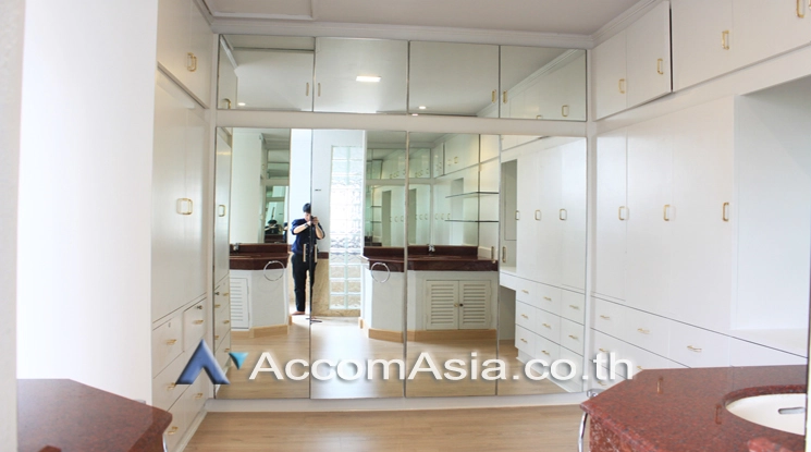 16  3 br Townhouse for rent and sale in sukhumvit ,Bangkok BTS Phrom Phong AA24300