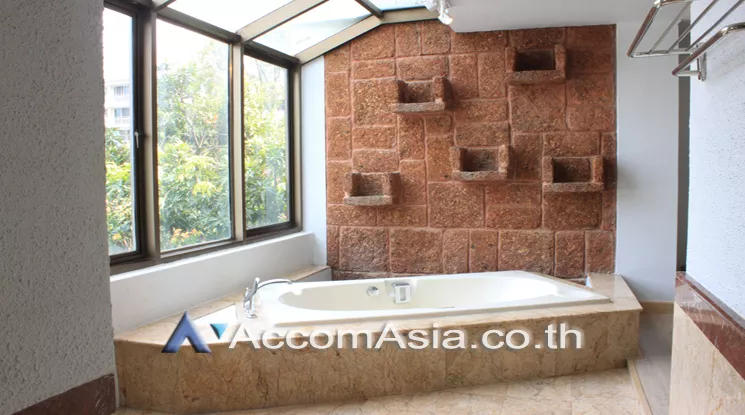 19  3 br Townhouse for rent and sale in sukhumvit ,Bangkok BTS Phrom Phong AA24300