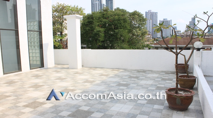 22  3 br Townhouse for rent and sale in Sukhumvit ,Bangkok BTS Phrom Phong AA24300