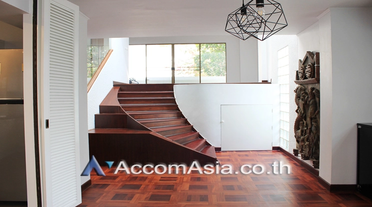 4  3 br Townhouse for rent and sale in sukhumvit ,Bangkok BTS Phrom Phong AA24300