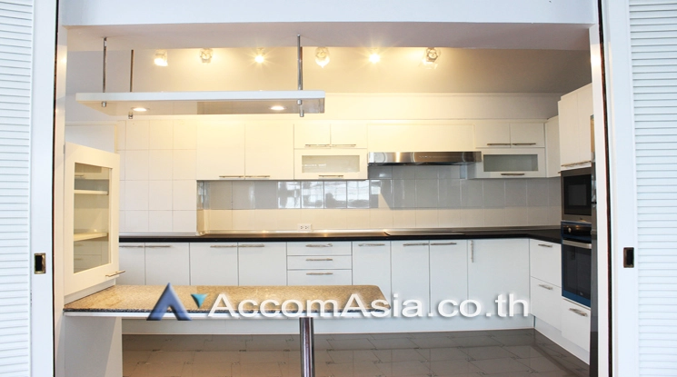 7  3 br Townhouse for rent and sale in Sukhumvit ,Bangkok BTS Phrom Phong AA24300