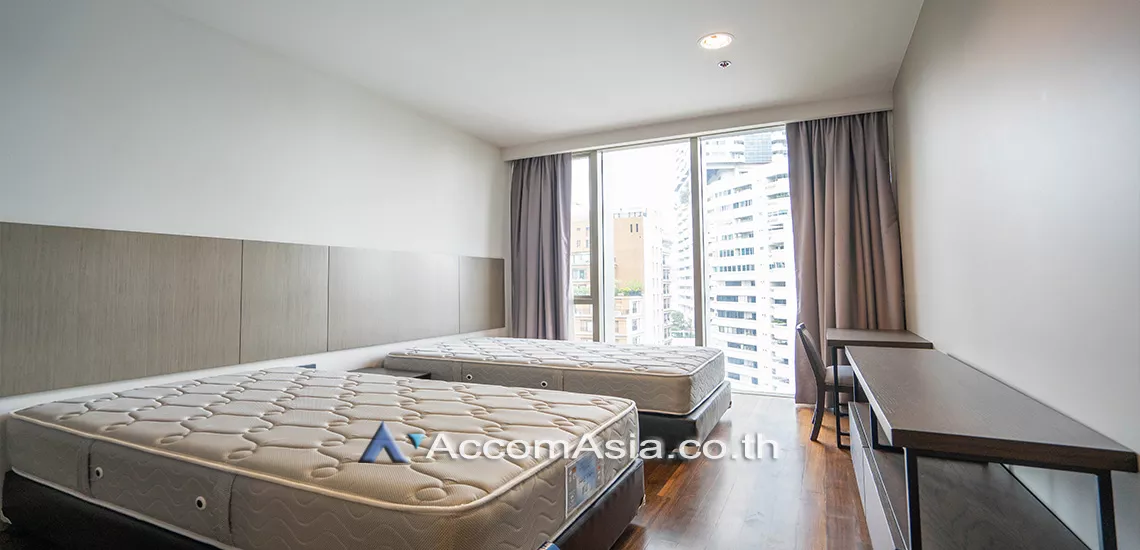 7  4 br Apartment For Rent in Sukhumvit ,Bangkok BTS Phrom Phong at Modern Apartment AA24301