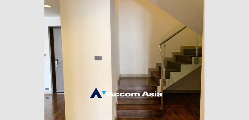 5  4 br Apartment For Rent in Sukhumvit ,Bangkok  at Modern Apartment AA24301