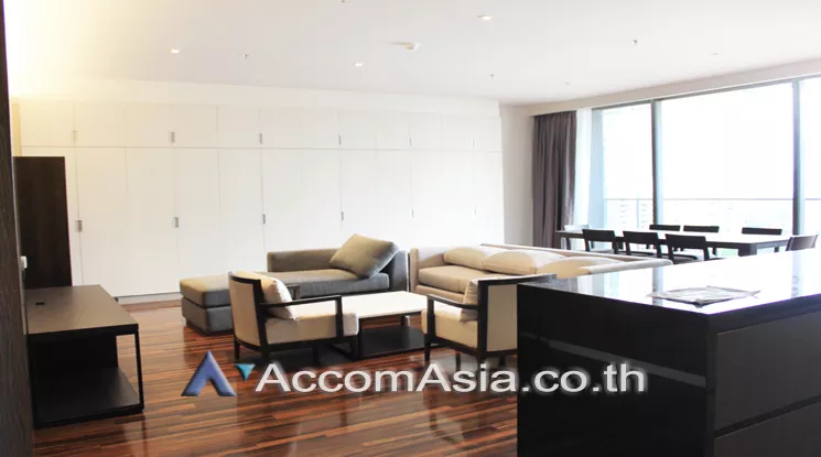  2  4 br Apartment For Rent in Sukhumvit ,Bangkok BTS Phrom Phong at Modern Apartment AA24303