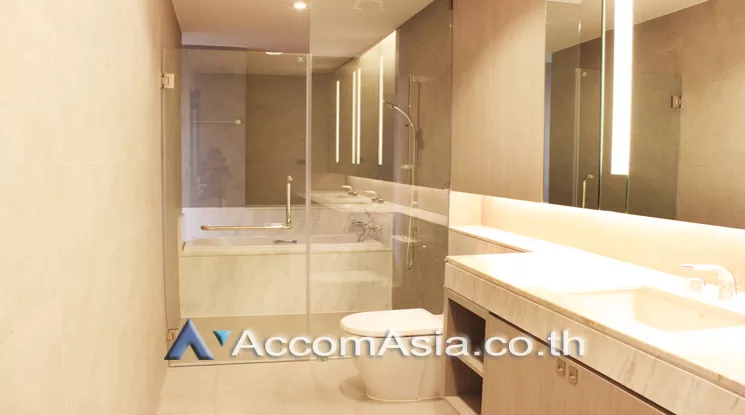 6  4 br Apartment For Rent in Sukhumvit ,Bangkok BTS Phrom Phong at Modern Apartment AA24303