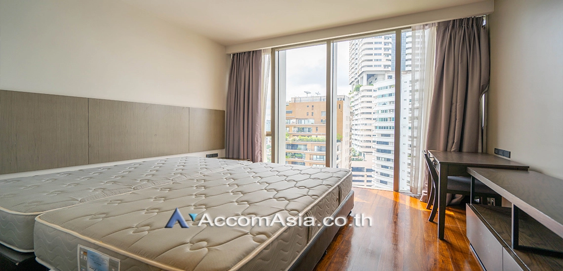9  4 br Apartment for rent and sale in Sukhumvit ,Bangkok  at Modern Apartment AA24304
