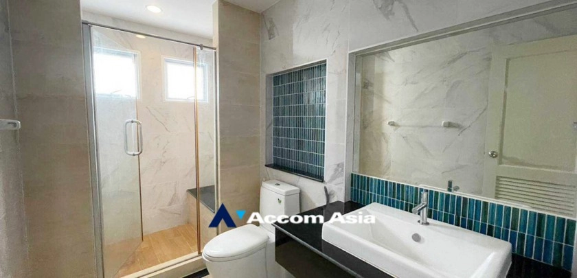 13  4 br Townhouse for rent and sale in Sukhumvit ,Bangkok BTS Bang Chak at Leon Sukhumvit 62 AA24309