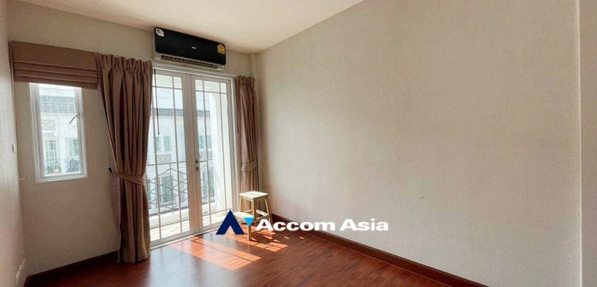 10  4 br Townhouse for rent and sale in Sukhumvit ,Bangkok BTS Bang Chak at Leon Sukhumvit 62 AA24309