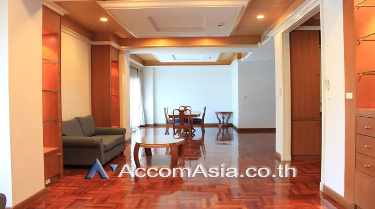 unitPet friendly |  3 Bedrooms  Apartment For Rent in Sukhumvit, Bangkok  near BTS Nana (AA24339)