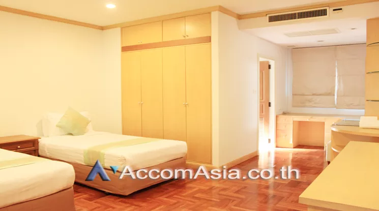 6  3 br Apartment For Rent in Sukhumvit ,Bangkok BTS Nana at Luxurious and Comfortable living AA24340
