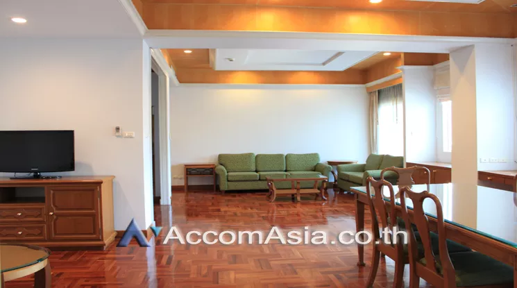 Pet friendly |  3 Bedrooms  Apartment For Rent in Sukhumvit, Bangkok  near BTS Nana (AA24341)