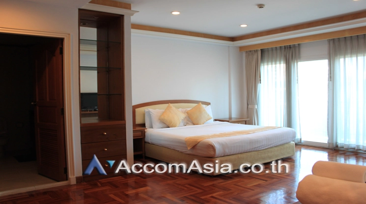 unitPet friendly |  3 Bedrooms  Apartment For Rent in Sukhumvit, Bangkok  near BTS Nana (AA24341)