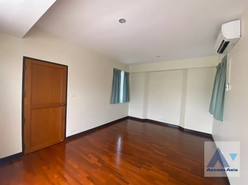 15  5 br House For Rent in Sukhumvit ,Bangkok BTS Thong Lo at Thonglor House Compound AA24348