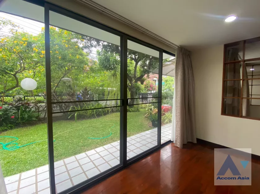5  5 br House For Rent in Sukhumvit ,Bangkok BTS Thong Lo at Thonglor House Compound AA24348