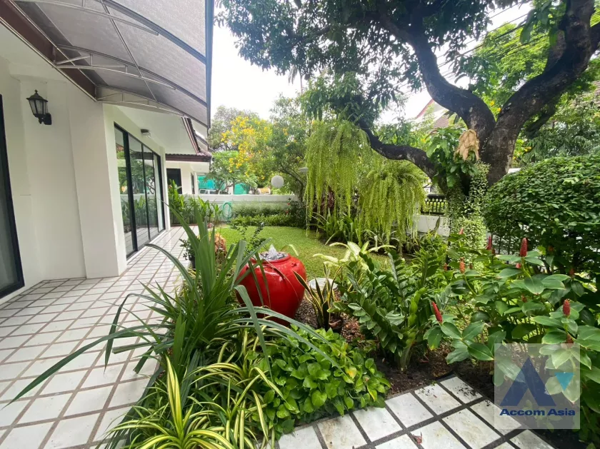 10  5 br House For Rent in Sukhumvit ,Bangkok BTS Thong Lo at Thonglor House Compound AA24348