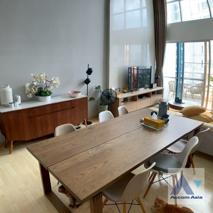 unitDuplex Condo | The Rajdamri Condominium