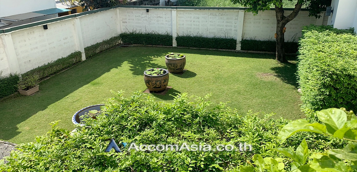 12  3 br Apartment for rent and sale in Phaholyothin ,Bangkok BTS Ari at Homely Atmosphere AA31374