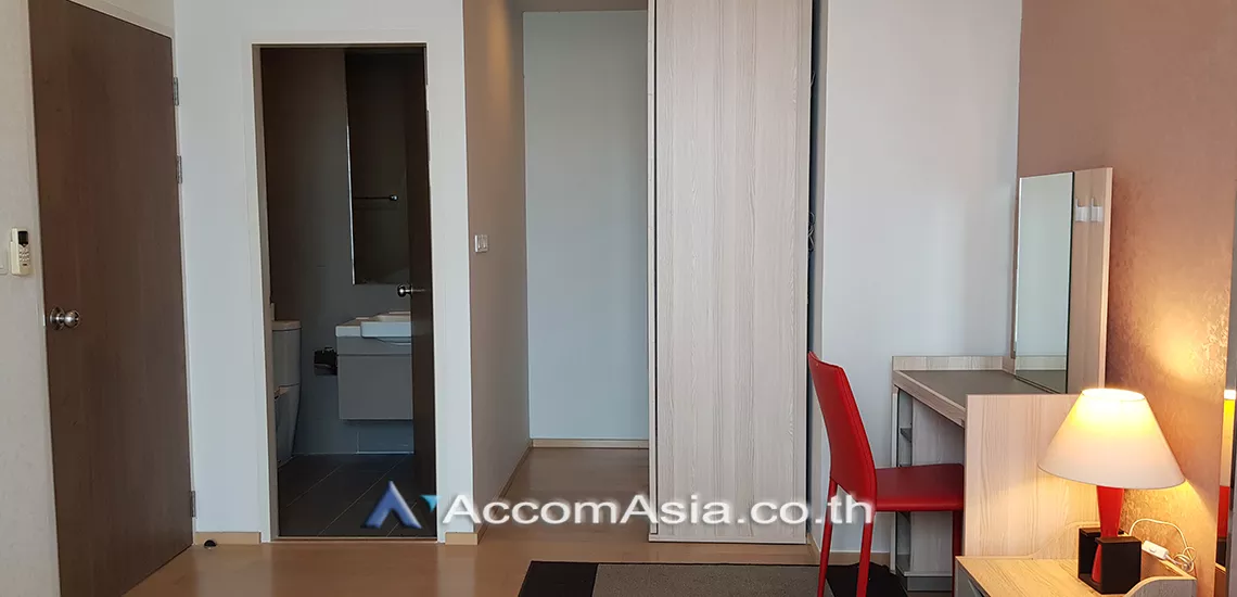  2 Bedrooms  Condominium For Rent in Phaholyothin, Bangkok  near BTS Ari (AA31428)