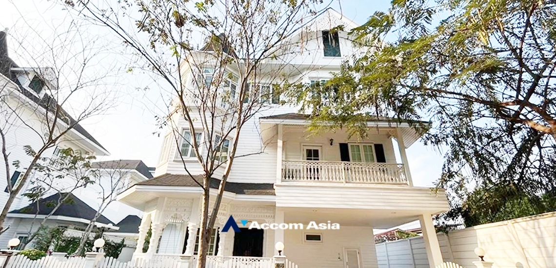  2  5 br House for rent and sale in Bangna ,Bangkok  at Fantasia Villa 4 AA31653